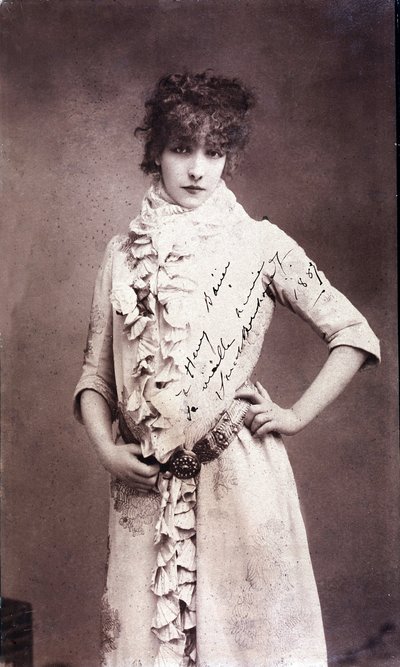 Ritratto di Henriette Rosine Bernard detta Sarah Bernhardt (1844-1923), fotografia autografata da Unknown artist