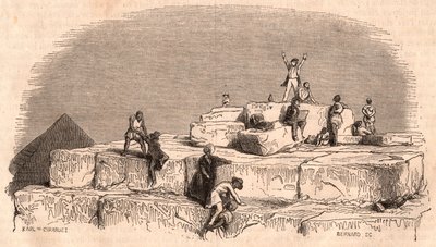 Vista dalla cima della Grande Piramide di Khufu: un gruppo di europei che arriva sulla sommità aiutato dagli egiziani da Unknown