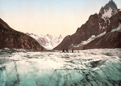 Vista del Monte Bianco: La Mer de Glace. Fotochrome ca. 1890. da Unknown artist