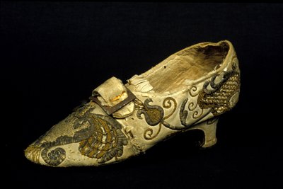 Modello di scarpe da donna (décolleté) con tacco da Unknown artist