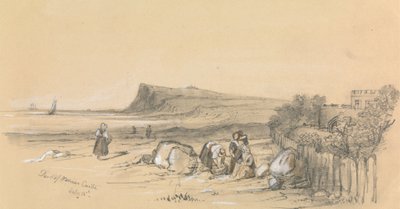 Figure su una spiaggia con il castello di Walmer in lontananza da Unknown artist