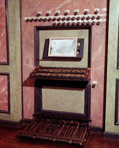 Organo della chiesa di Marienkirche, Bonn, Germania, suonato da Ludwig van Beethoven da bambino da Unknown artist