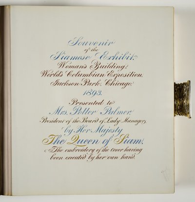 Pagina in album fotografico da Unknown artist