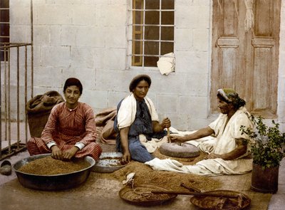 Contadini che modellano il grano a Gerusalemme. da Unknown artist