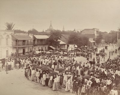 Senza titolo (processione o folla) (verso) da Unknown artist