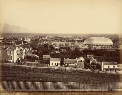 [Vista del Tabernacolo di Salt Lake e della città]. da Unknown artist