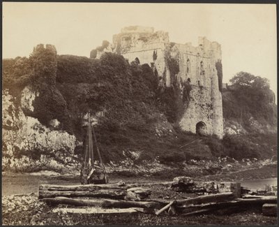 [Vista di un castello dall