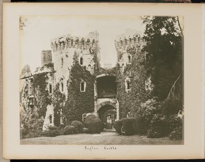 Castello di Raglan da Unknown artist/maker