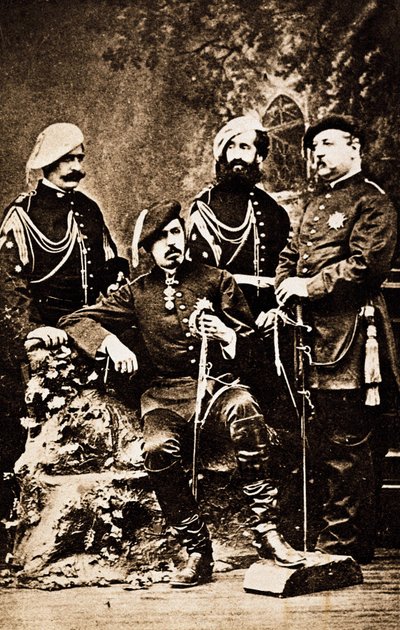 3ª Guerra Carlista (1872-1876): il pretendente al trono di Spagna Carlo di Borbone (1848-1909), Duca di Madrid, circondato dai suoi difensori da Unknown photographer