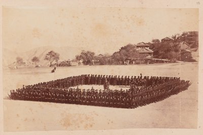 4° Reggimento Gurkha (Fucilieri) formato in quadrato da Unknown photographer