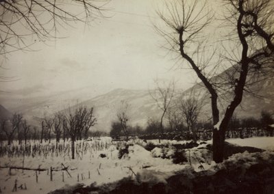 Album "Harriet Louise Self": una vista della valle del Brenta con neve da Unknown photographer