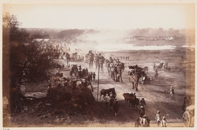 Colonna di bagagli durante il campo di esercitazione di Delhi da Unknown