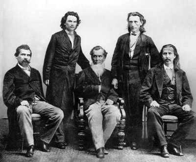 Cherokee a Washington nel 1866 per negoziare un trattato con gli Stati Uniti, firmato il 19 luglio da Unknown photographer