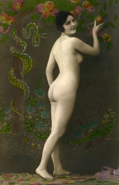 Cartolina postale di fantasia (kitsch): Eva della "Belle Epoque" (ca. 1920) da Unknown photographer