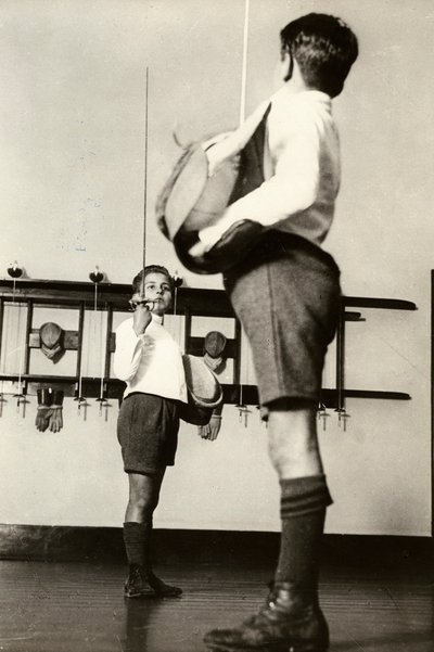 Fascismo, lezioni di scherma da Unknown photographer