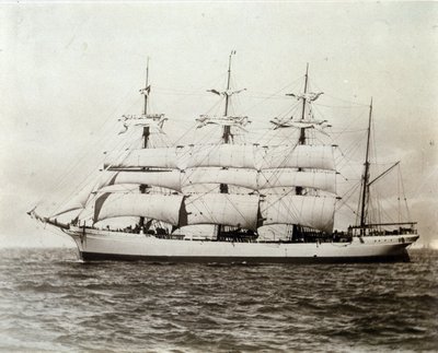 Barca a vela francese Emile Renouf al largo di Le Havre 02/07/1897 Fotografia da Unknown photographer