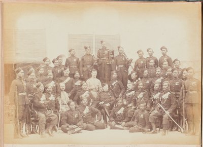 Sottufficiali e Fucilieri Gurkha del 4º Reggimento Gurkha (Fucilieri) da Unknown photographer