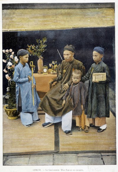 Governatore Dao Tan e i suoi figli, circa 1895, "Giro del Mondo", fine XIX secolo da Unknown photographer