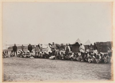 Gruppo di nativi, Magazzino di Ordinanza, Suakin, circa 1884 da Unknown