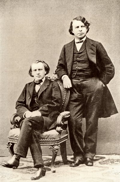 Johannes Brahms (1833-1897) compositore tedesco, seduto, con Joseph Joachim (1831-1907) violinista e compositore ungherese, e direttore del Conservatorio di Berlino. Mezzatinta da una fotografia da Unknown photographer