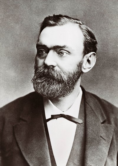 Ritratto di Alfred Berhard Nobel (1833-1896), chimico svedese. Fotografia da Unknown photographer