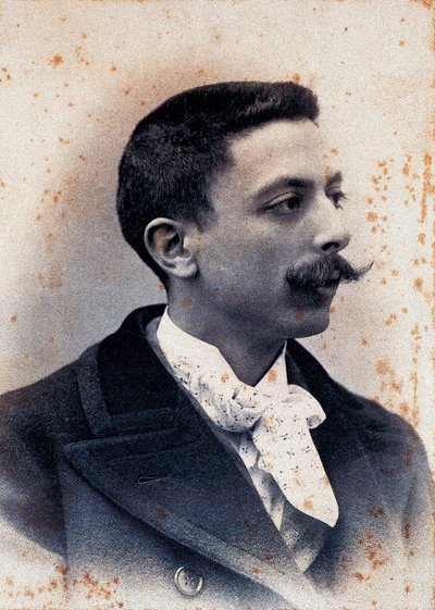Ritratto di Enrique Granados (1867-1916) nel 1895, compositore e pianista spagnolo. da Unknown photographer