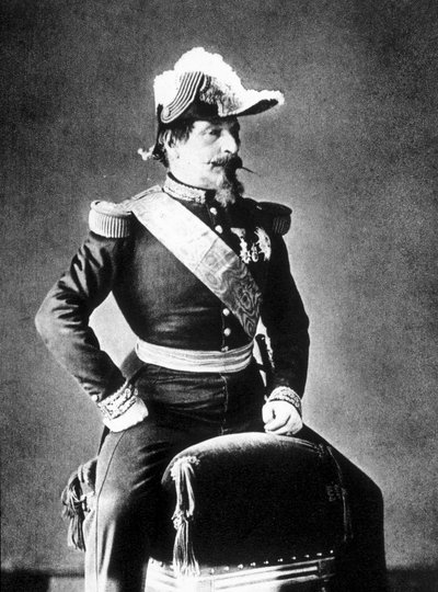 Ritratto di Napoleone III seduto in califourchon su uno sgabello da Unknown photographer