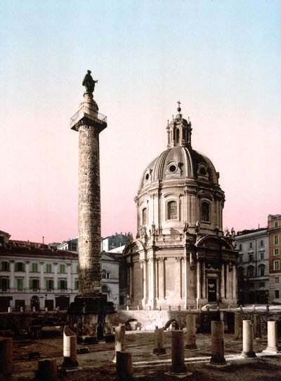 Roma. Vista del Foro Traiano con colonna. Fotochrome ca. 1900. da Unknown photographer