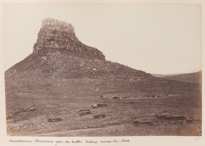 Il campo di battaglia di Isandlwana da Unknown photographer