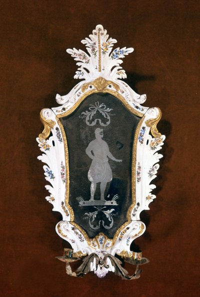 Lampadario veneziano in ceramica e specchio di Murano. XVIII secolo. Venezia, Ca