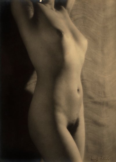 Nudo femminile (foto b/n) da Vincenzo Balocchi
