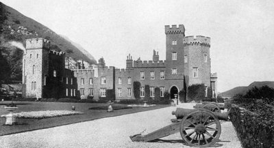 Garron Tower, Larne, Irlanda del Nord da W. Lawrence