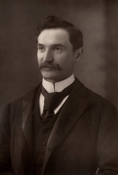 Solomon Joseph Solomon (1860-1927) pittore di ritratti e murali inglese. Durante la Prima Guerra Mondiale introdusse l