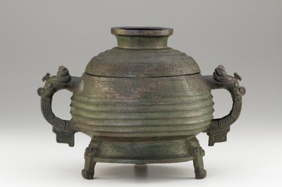Vaso (Kuei) con coperchio, IX-VIII secolo a.C. da Western Zhou Dynasty Chinese School