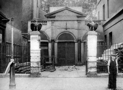 Il teatro greco ai confini di Hoxton, Londra da Whiffin
