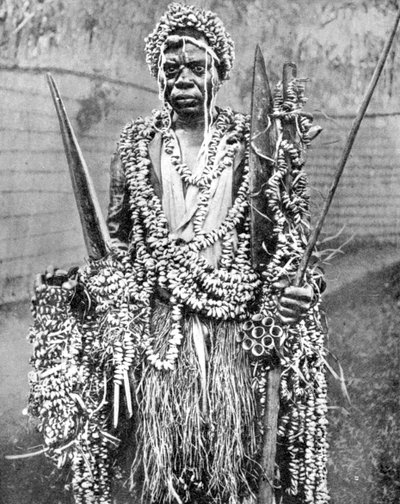 Uno stregone, Uganda, Africa da Wide World Photos