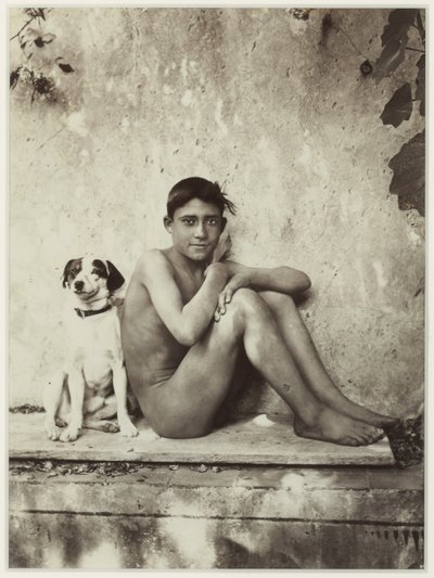 Ragazzo e il suo cane, Taormina, Italia, c.1900 da Baron Wilhelm von Gloeden
