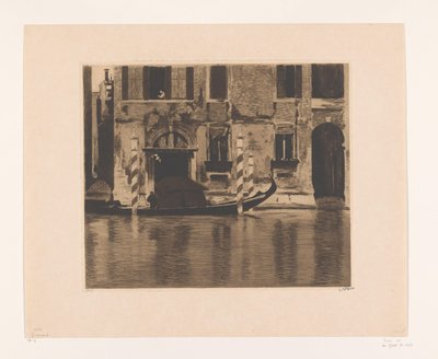 Gondola ancorata con sovrastruttura in un canale a Venezia da Willem Witsen (signed by artist)