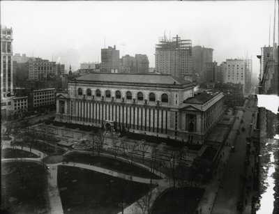 Biblioteca pubblica di New York e Bryant Park, c.1910-21 da William Davis Hassler