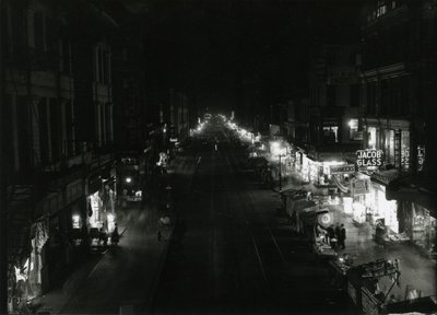 Vista Notturna di Grand Street a Orchard Street, NYC da William Davis Hassler