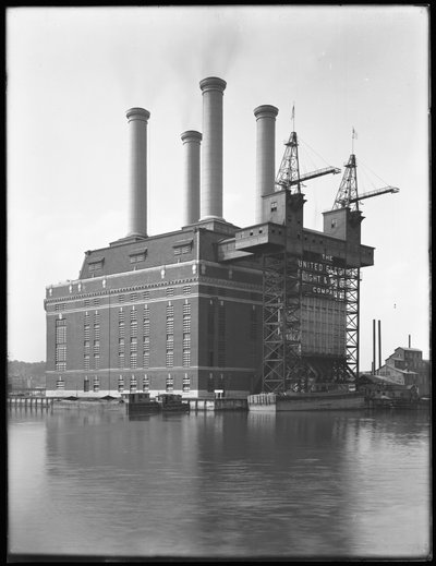 Centrale elettrica di Sherman Creek, W. 201st Street, Inwood, New York City, giugno 1916 da William Davis Hassler