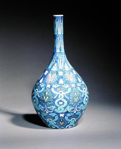 Grande Vaso a Forma di Bottiglia Decorato in Stile Persiano con Serpenti Intrecciati e Motivi Fogliari, dipinto da James o John Hersey da William de Morgan