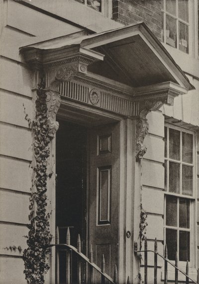 Porta, Castle Hill, Winchester da William Galsworthy Davie
