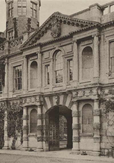 Porta, Il Cancello, Castle Ashby, Northants da William Galsworthy Davie