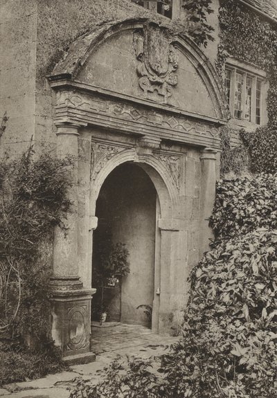 Porta, The Manor, Upper Swell, Gloucestershire da William Galsworthy Davie