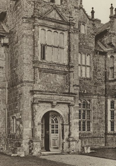 Porta, The South Doorway, Wakehurst Place, Sussex da William Galsworthy Davie