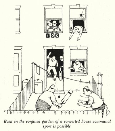 Anche nel giardino confinato di una casa convertita è possibile lo sport comunitario da William Heath Robinson