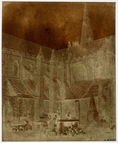 Due uomini posano nel cimitero della Cattedrale di San Patrizio, Dublino da William Henry Fox Talbot