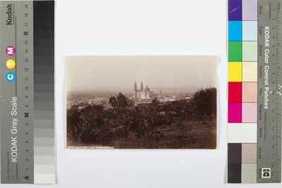 Lagos, vista generale con cattedrale, 1883-1884 da William Henry Jackson