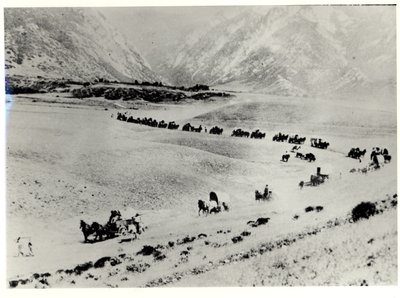 Pionieri che raccolgono immigrati dalla stazione ferroviaria e li conducono a Salt Lake City dei Mormoni da William Henry Jackson